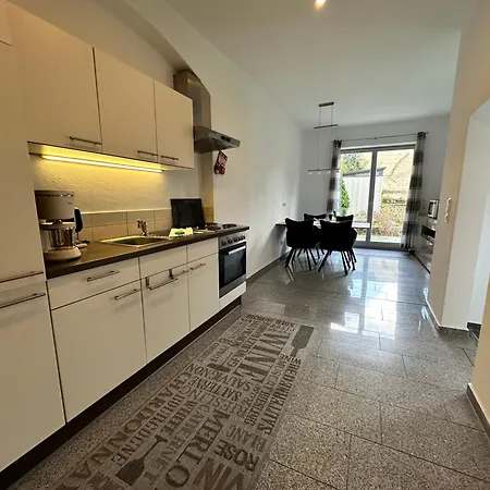 Apartmenthaus Burgis Бамберг